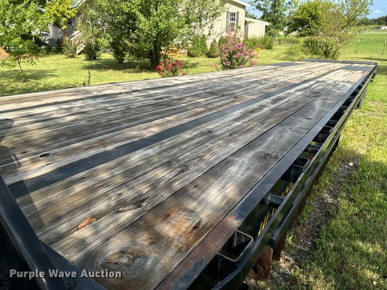 image for item DX1087 2021 BigTex  22GN HD equipment trailer