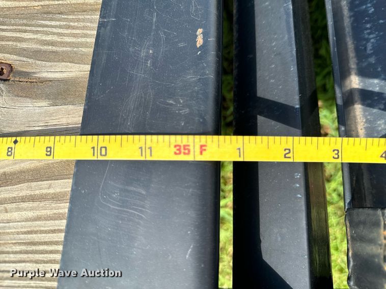 image for item DX1087 2021 BigTex  22GN HD equipment trailer