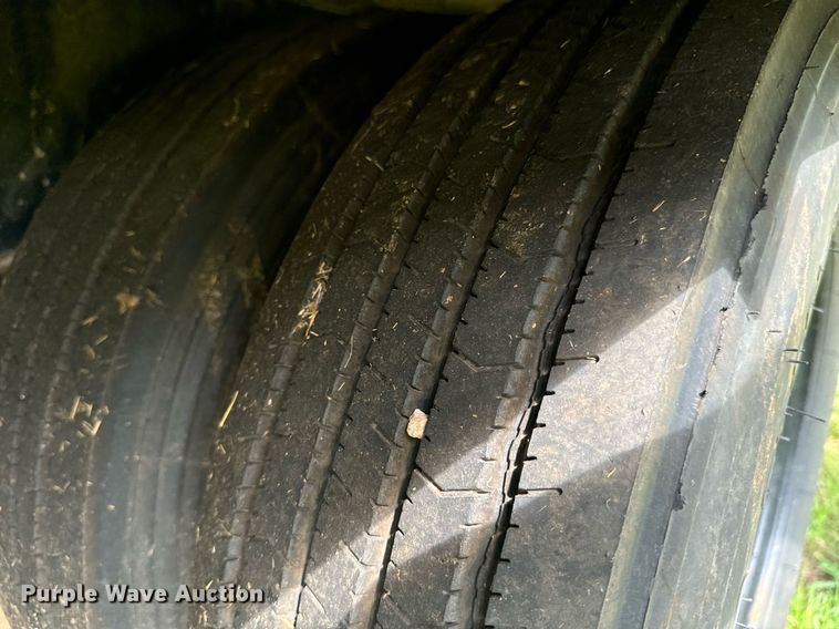 image for item DX1087 2021 BigTex  22GN HD equipment trailer