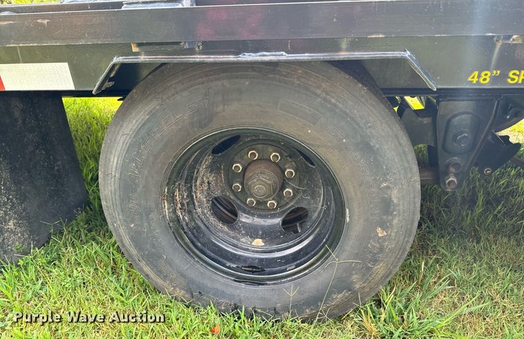 image for item DX1087 2021 BigTex  22GN HD equipment trailer