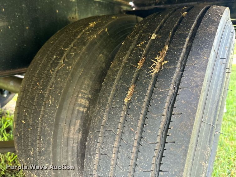 image for item DX1087 2021 BigTex  22GN HD equipment trailer