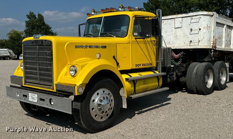 image for item DX1099 1975 White Western Star semi truck
