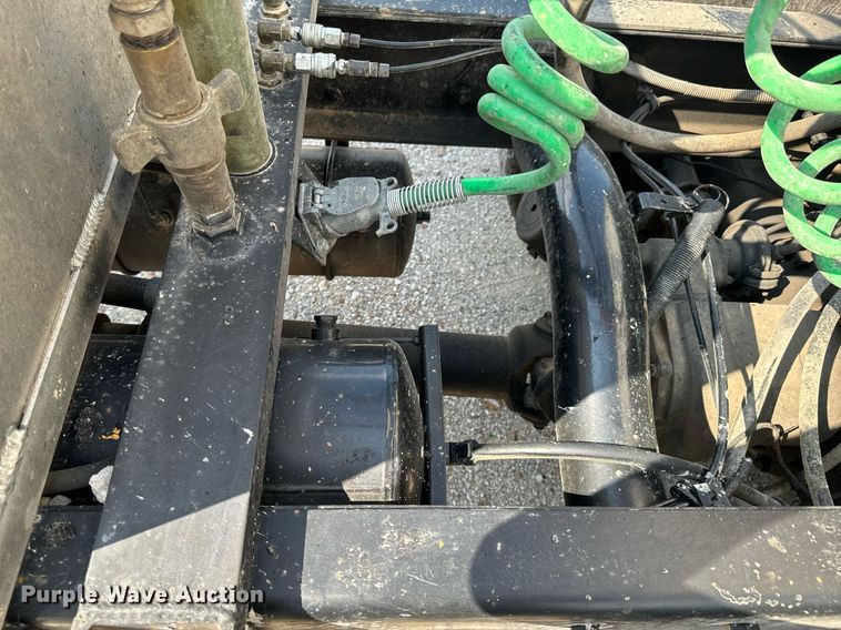 image for item DX1099 1975 White Western Star semi truck