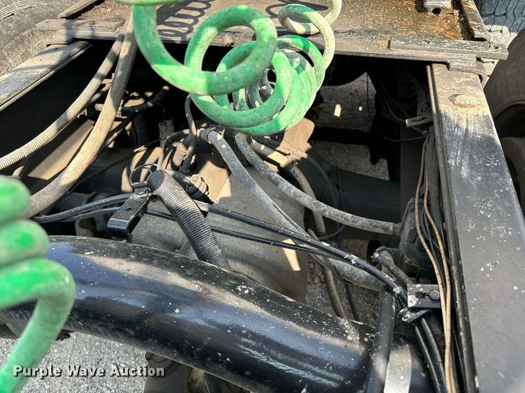 image for item DX1099 1975 White Western Star semi truck