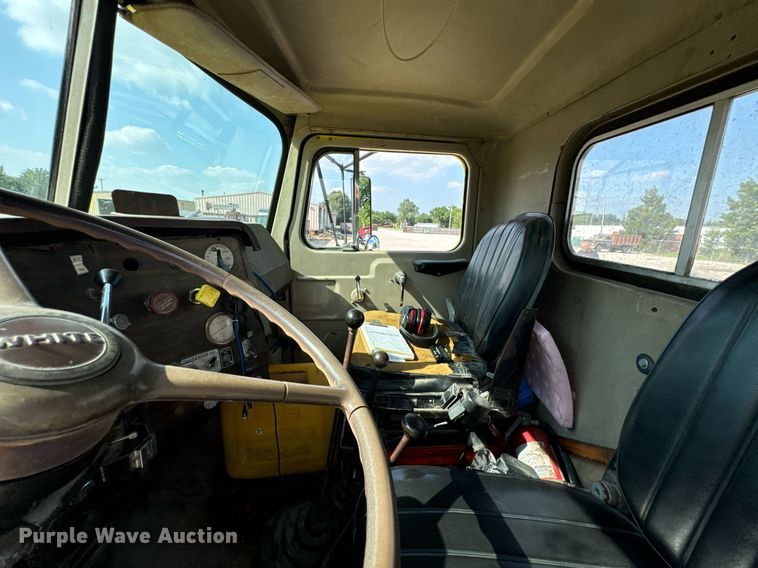 image for item DX1099 1975 White Western Star semi truck