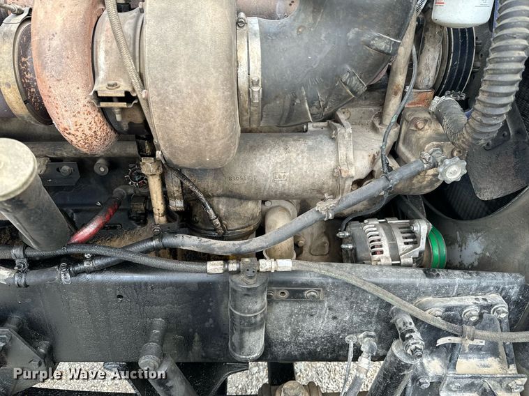 image for item DX1099 1975 White Western Star semi truck