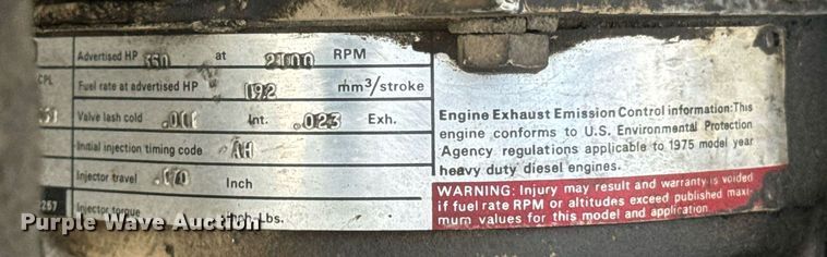 image for item DX1099 1975 White Western Star semi truck