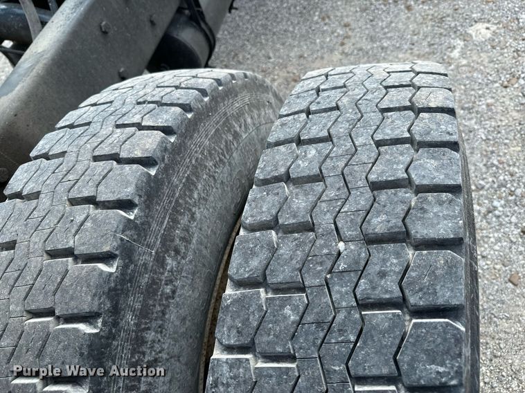 image for item DX1099 1975 White Western Star semi truck