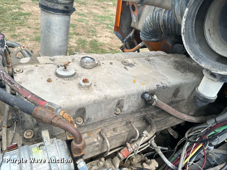 image for item DX1138 Cummins engine