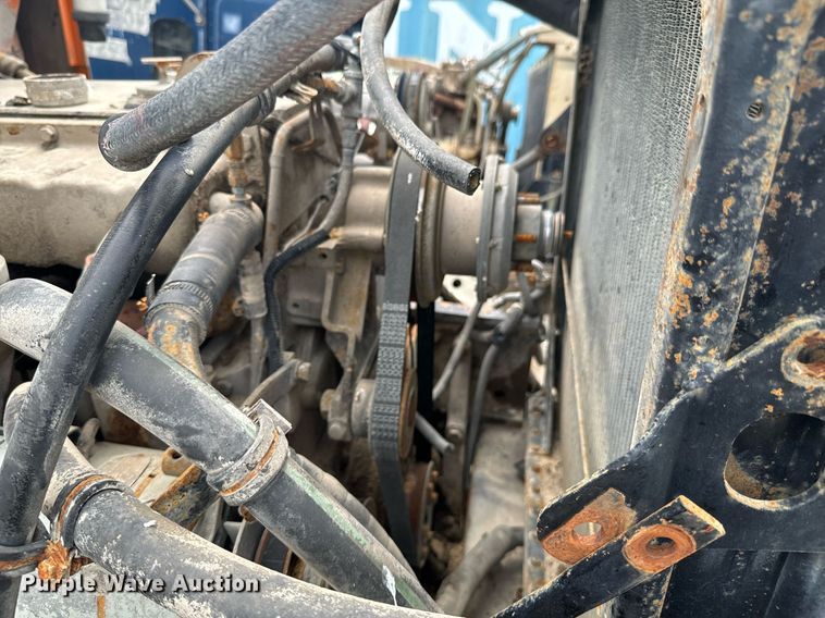 image for item DX1138 Cummins engine