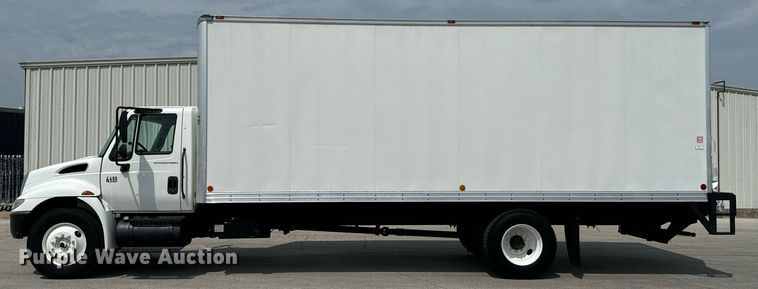 image for item DX1143 2007 International 4400 box truck