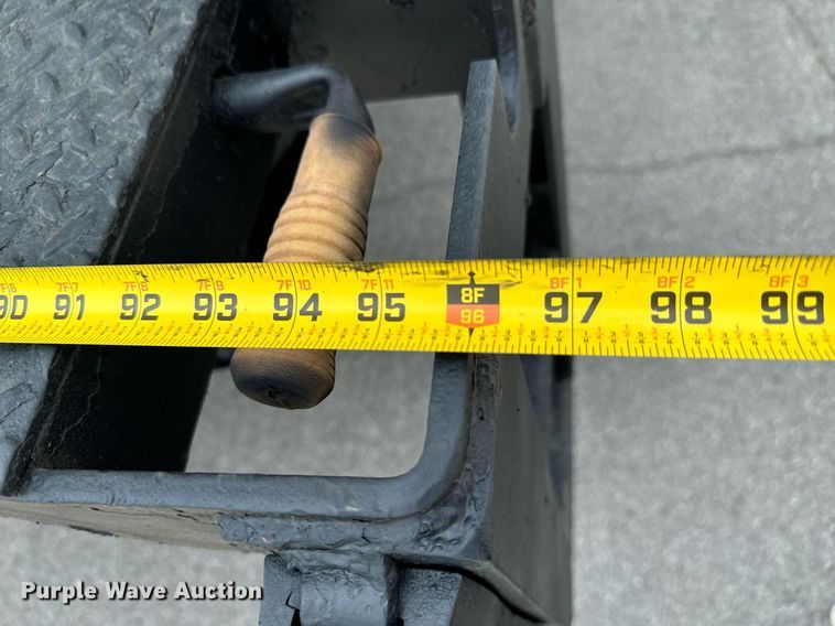 image for item DX1143 2007 International 4400 box truck