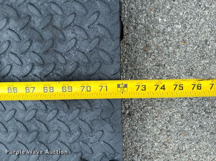 image for item DX1143 2007 International 4400 box truck