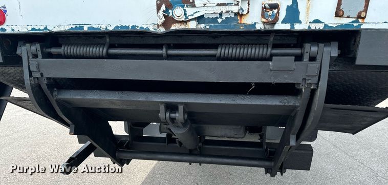 image for item DX1143 2007 International 4400 box truck