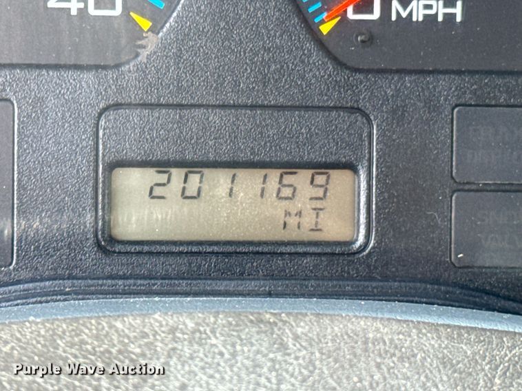 image for item DX1143 2007 International 4400 box truck