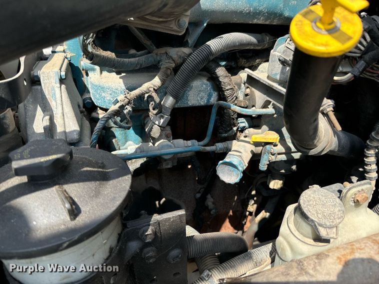 image for item DX1143 2007 International 4400 box truck