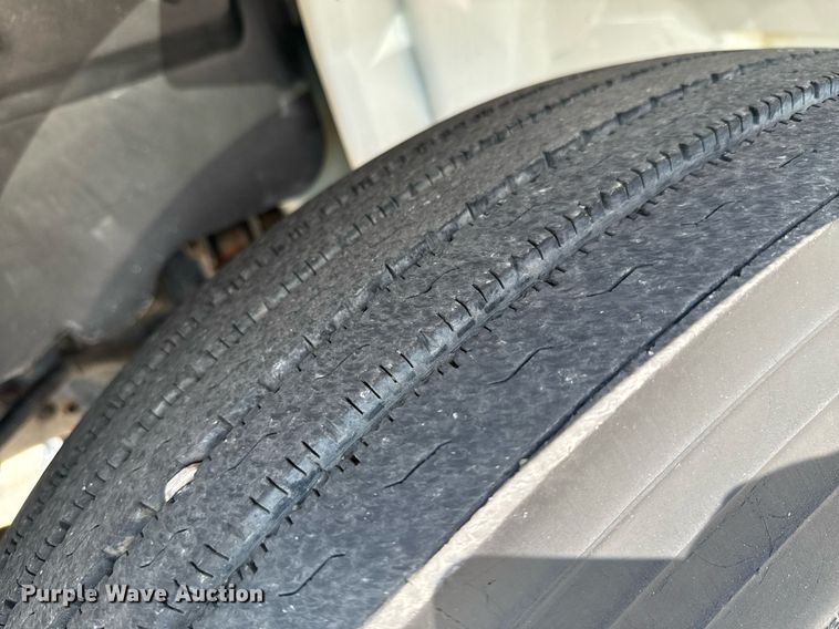 image for item DX1143 2007 International 4400 box truck