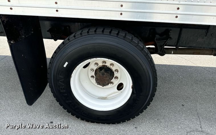 image for item DX1143 2007 International 4400 box truck