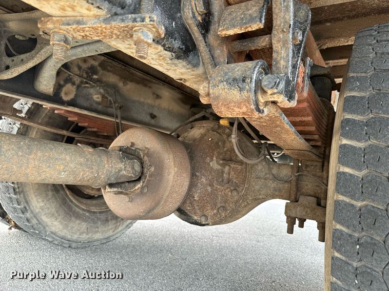 image for item DX1143 2007 International 4400 box truck