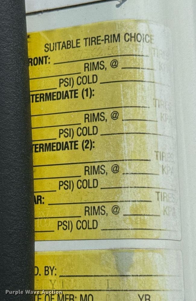 image for item DX1143 2007 International 4400 box truck