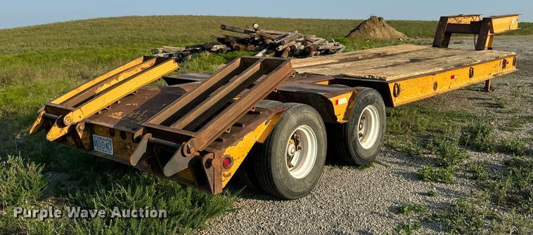 image for item DX1146 1988 Holden Industries HLB36225 equipment trailer