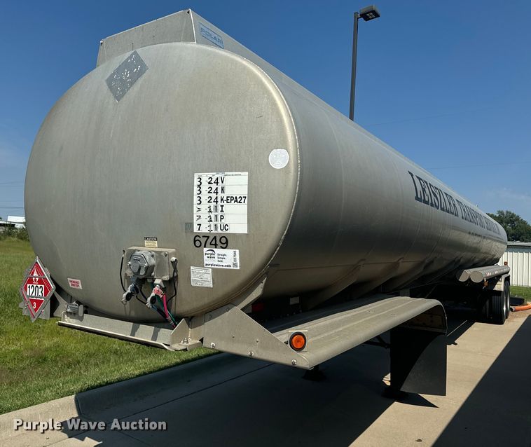 image for item EE7545 2005 Polar tank trailer