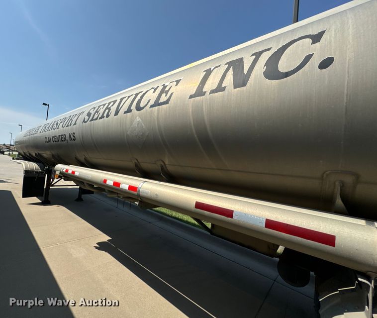 image for item EE7545 2005 Polar tank trailer