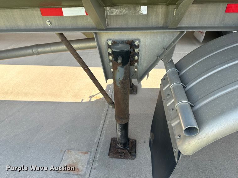 image for item EE7545 2005 Polar tank trailer