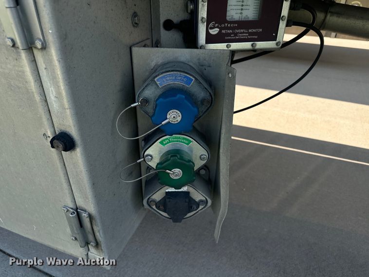 image for item EE7545 2005 Polar tank trailer