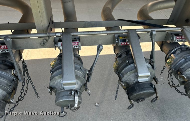 image for item EE7545 2005 Polar tank trailer