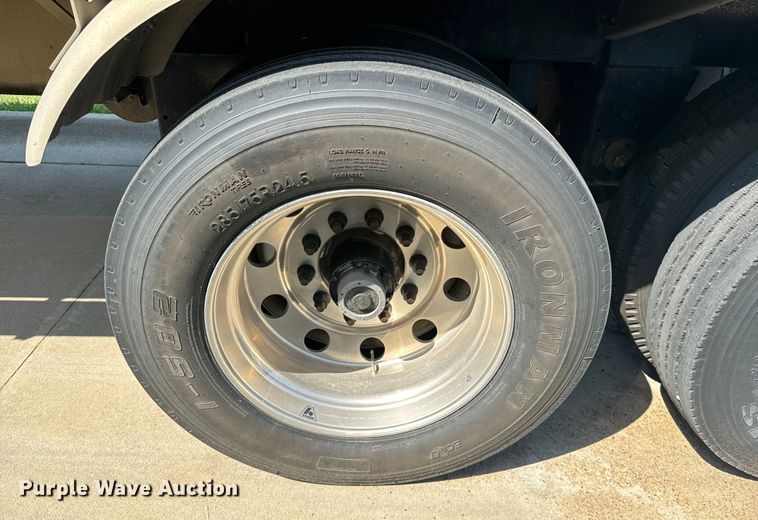 image for item EE7545 2005 Polar tank trailer