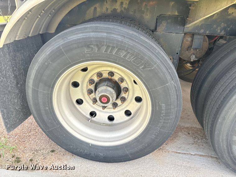 image for item EE7545 2005 Polar tank trailer