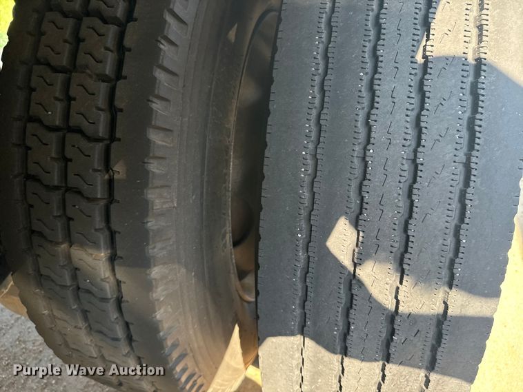 image for item EE7545 2005 Polar tank trailer