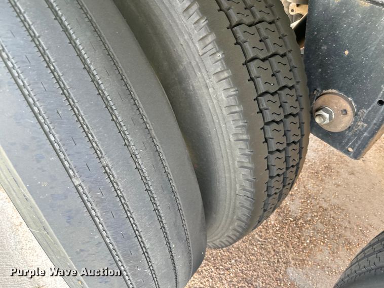 image for item EE7545 2005 Polar tank trailer