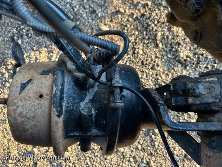 image for item EG0810 2010 Peterbilt  386 semi truck