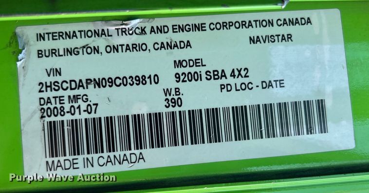 image for item EG0931 2009 International  9200i semi truck