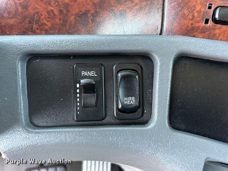 image for item EG0936 2002 Freightliner  Century Class S/T semi truck