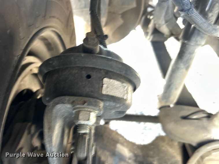 image for item EG0936 2002 Freightliner  Century Class S/T semi truck