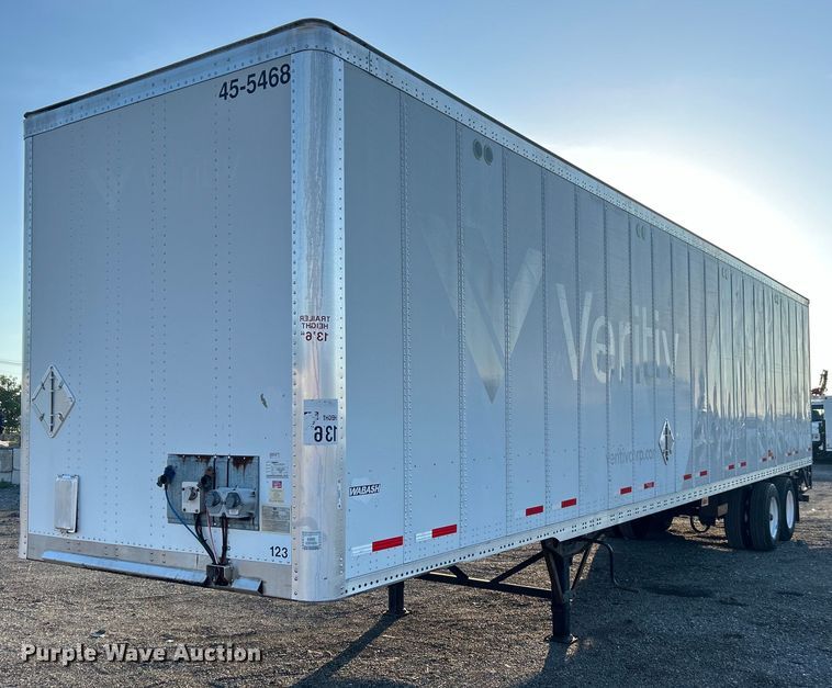 image for item EG0942 2013 Wabash National  dry van trailer