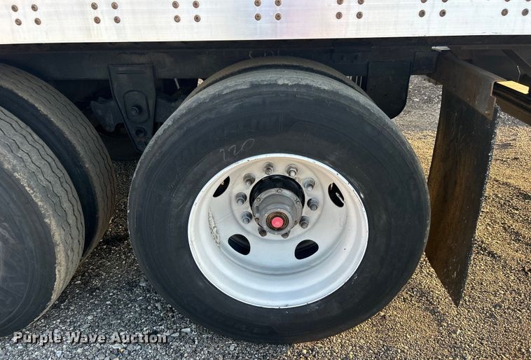 image for item EG0942 2013 Wabash National  dry van trailer