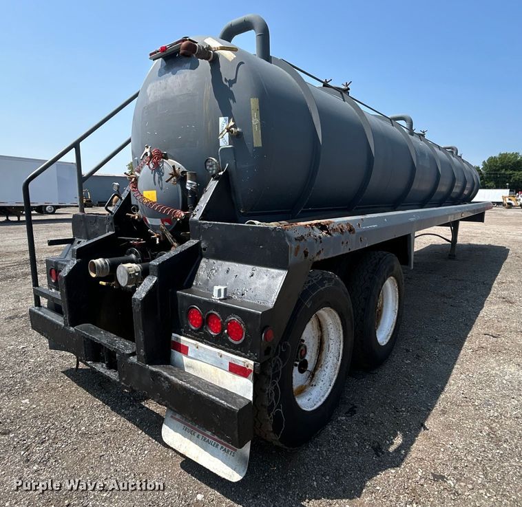 image for item EG0954 2012 Dragon Products Ltd. vacuum trailer