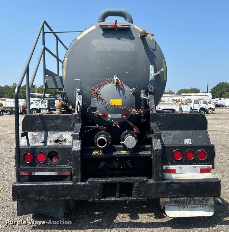 image for item EG0954 2012 Dragon Products Ltd. vacuum trailer