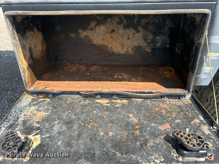 image for item EG0954 2012 Dragon Products Ltd. vacuum trailer