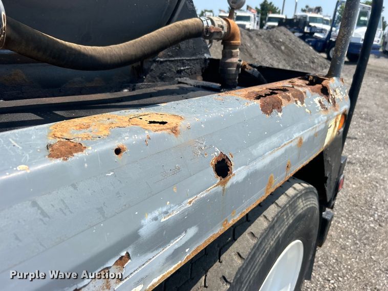 image for item EG0954 2012 Dragon Products Ltd. vacuum trailer