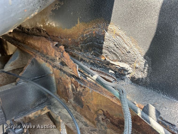 image for item EG0954 2012 Dragon Products Ltd. vacuum trailer