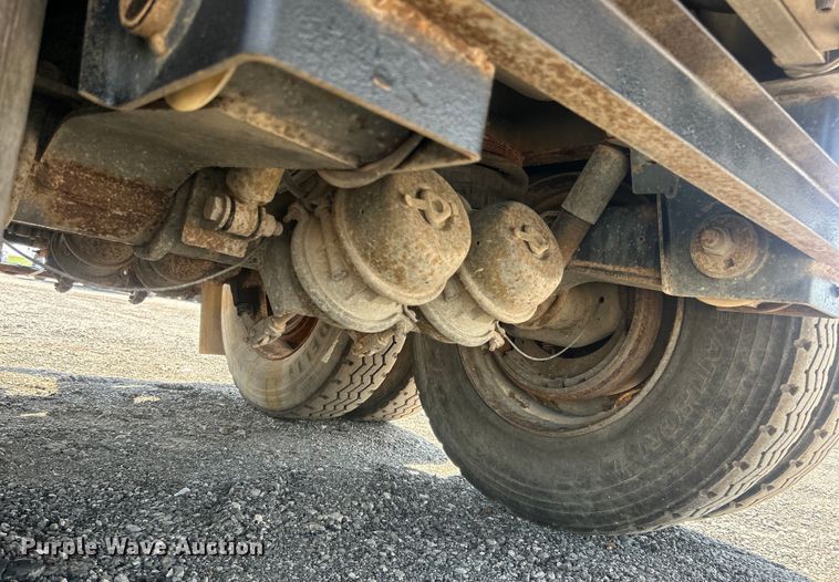 image for item EG0954 2012 Dragon Products Ltd. vacuum trailer