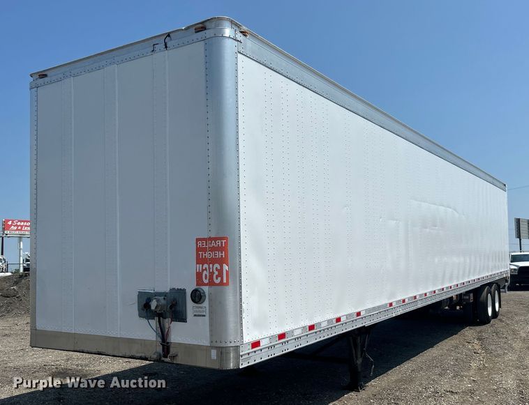 image for item EG0956 2002 Wabash National dry van trailer