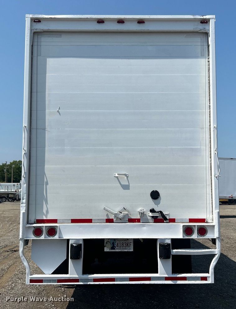 image for item EG0956 2002 Wabash National dry van trailer