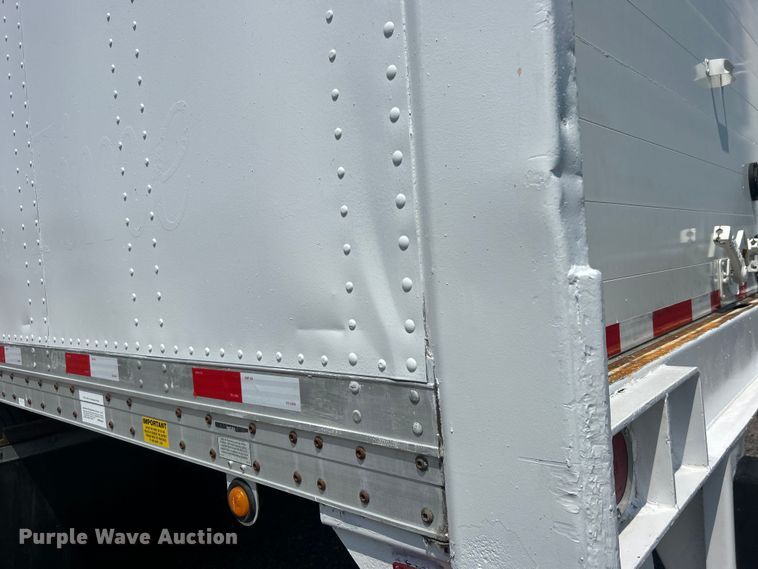 image for item EG0956 2002 Wabash National dry van trailer