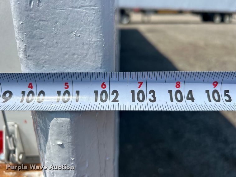 image for item EG0956 2002 Wabash National dry van trailer